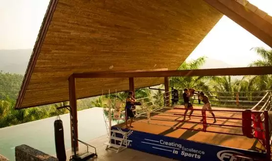 10 ways to stay active while you're away without compromising on luxury