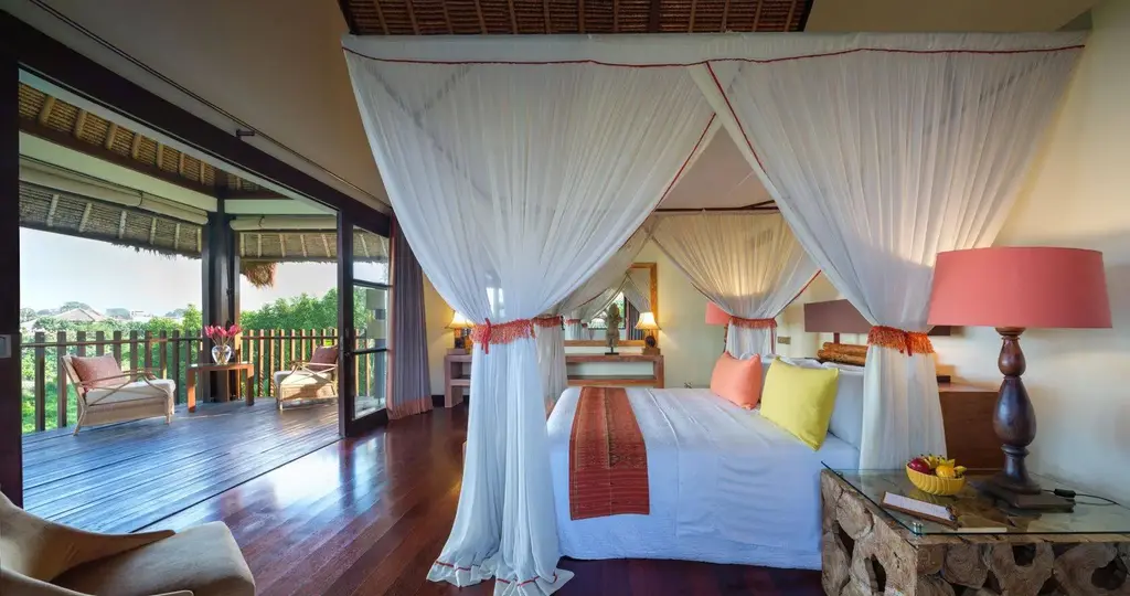 5-Bed 5.5-Bath Villa