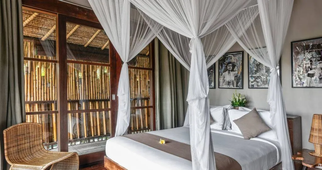 5-Bed 5.5-Bath Villa