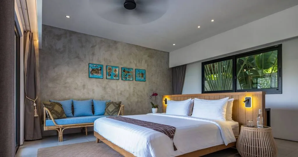 3-Bed 3.5-Bath Villa