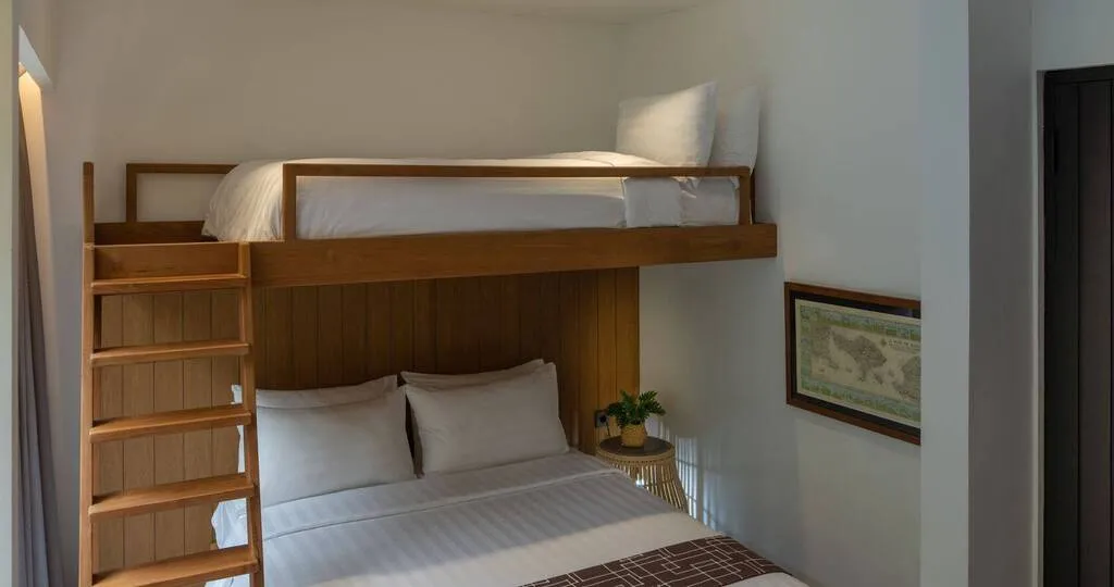 4+1-Bed 5.5-Bath Villa