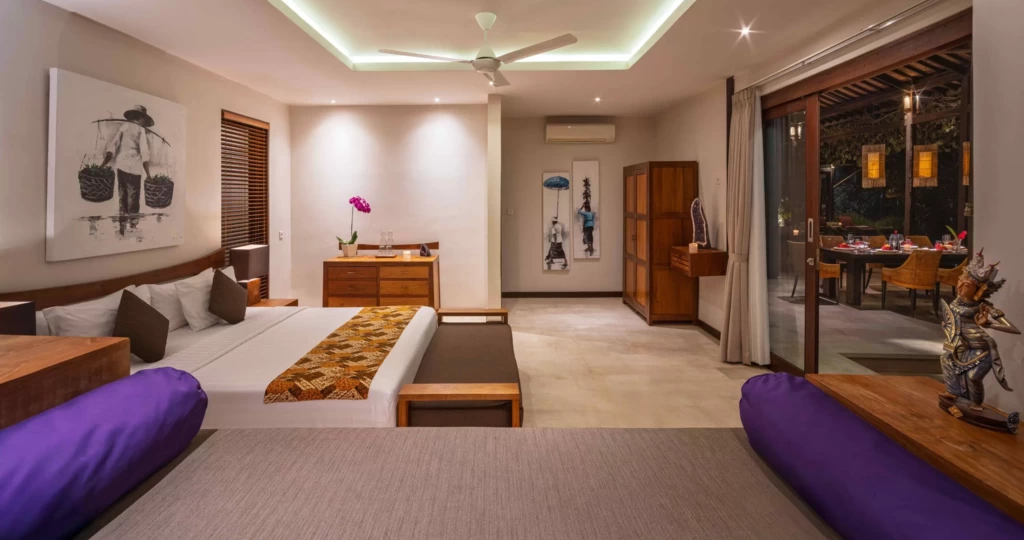 6-Bed 5.5-Bath Villa