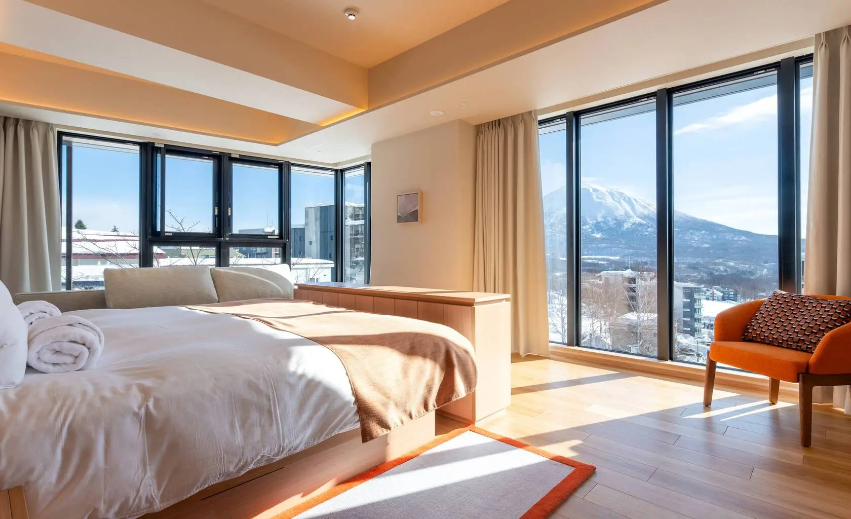 5 Bedroom Yotei Residence with Onsen (Triple Key)