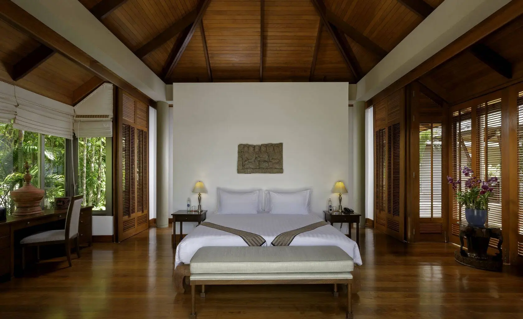 4-Bed + 1-Bunk Room 5.5-Bath Villa