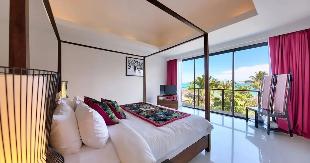 3-Bed 3.5-Bath Villa