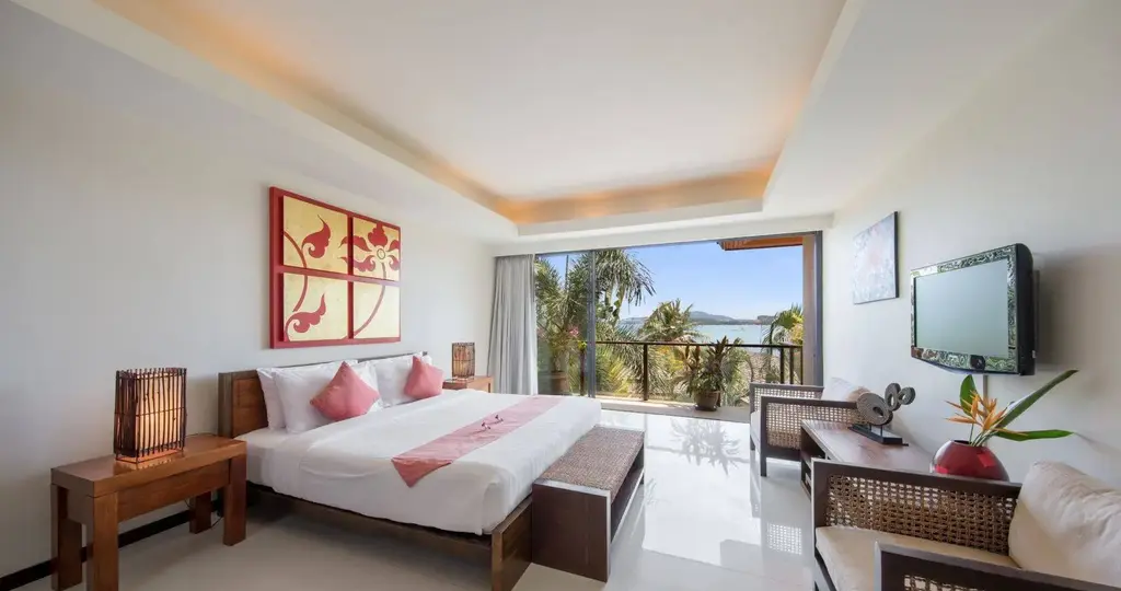 3-Bed 3.5-Bath Villa