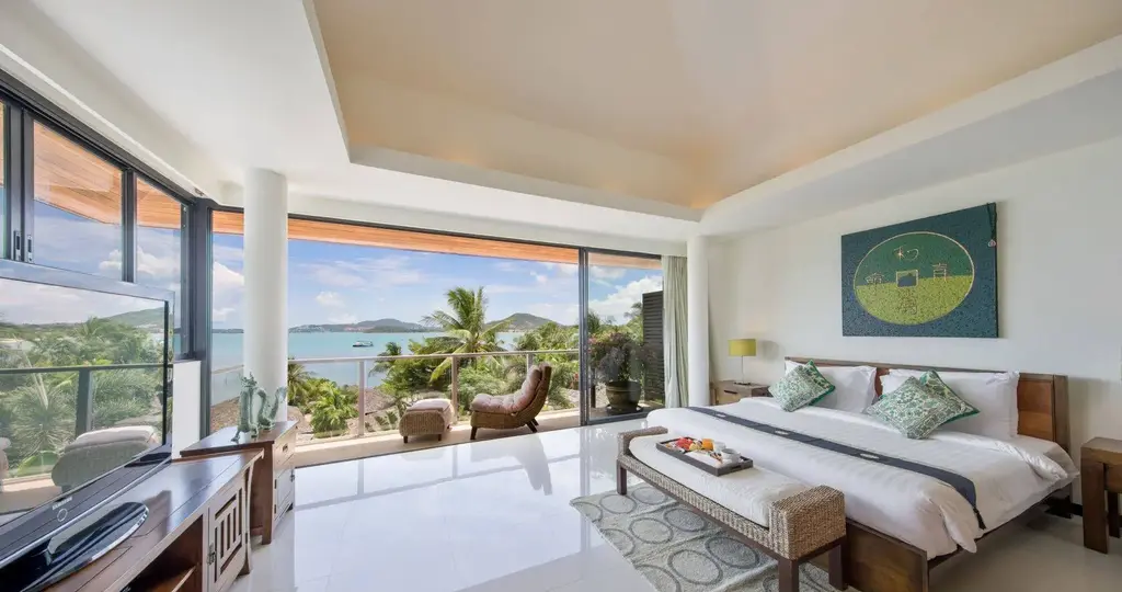 4-Bed 4.5-Bath Villa