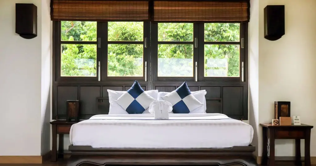 3-Bed 3.5-Bath Villa