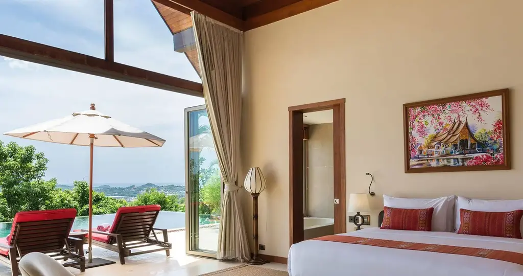 4-Bed 5-Bath Villa