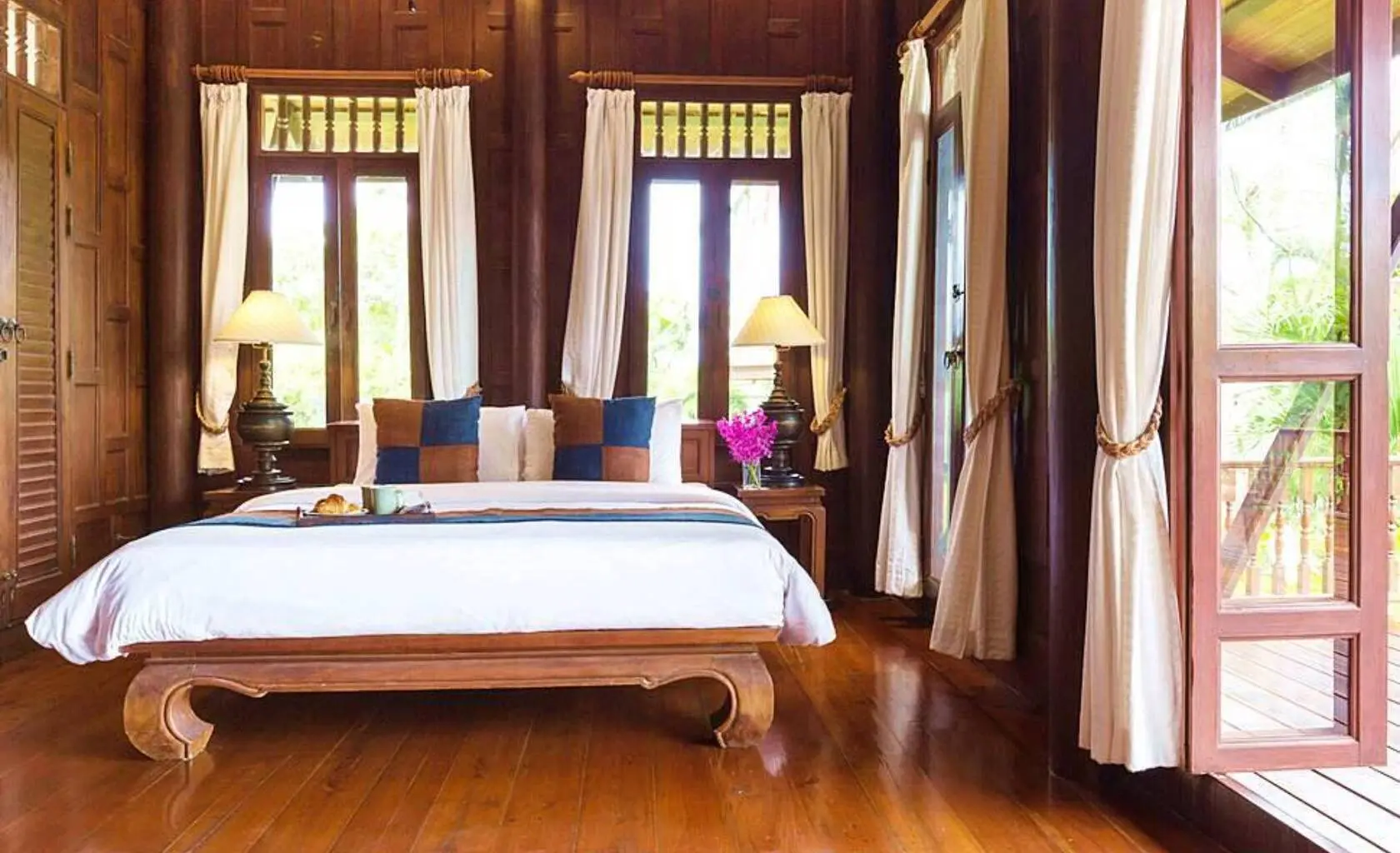 4-Bed 4.5-Bath Villa