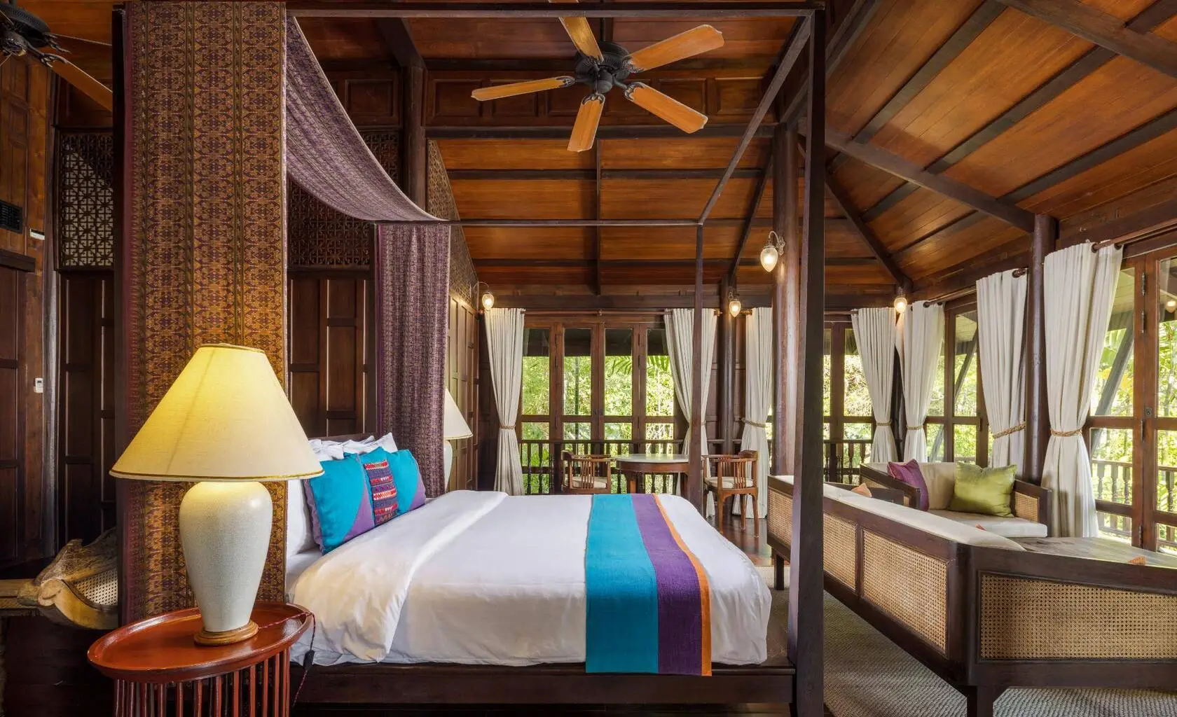 5-Bed + 2-Bunk Rooms 7.5-Bath Villa
