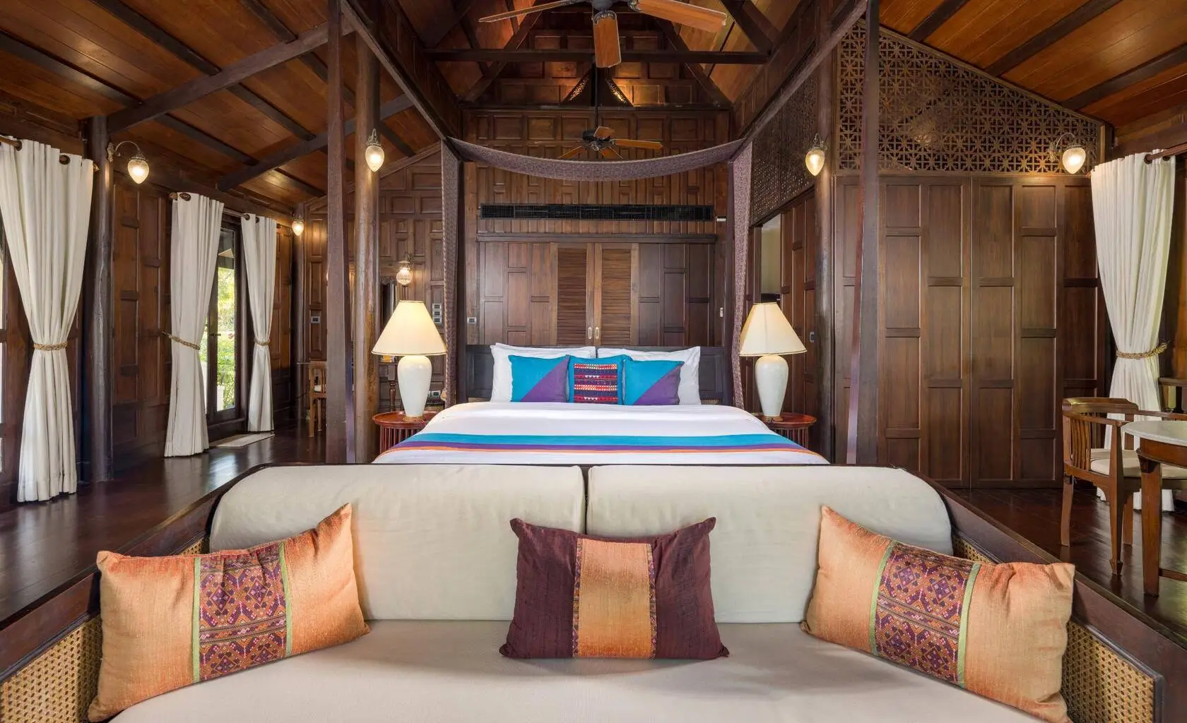 5-Bed 5.5-Bath Villa