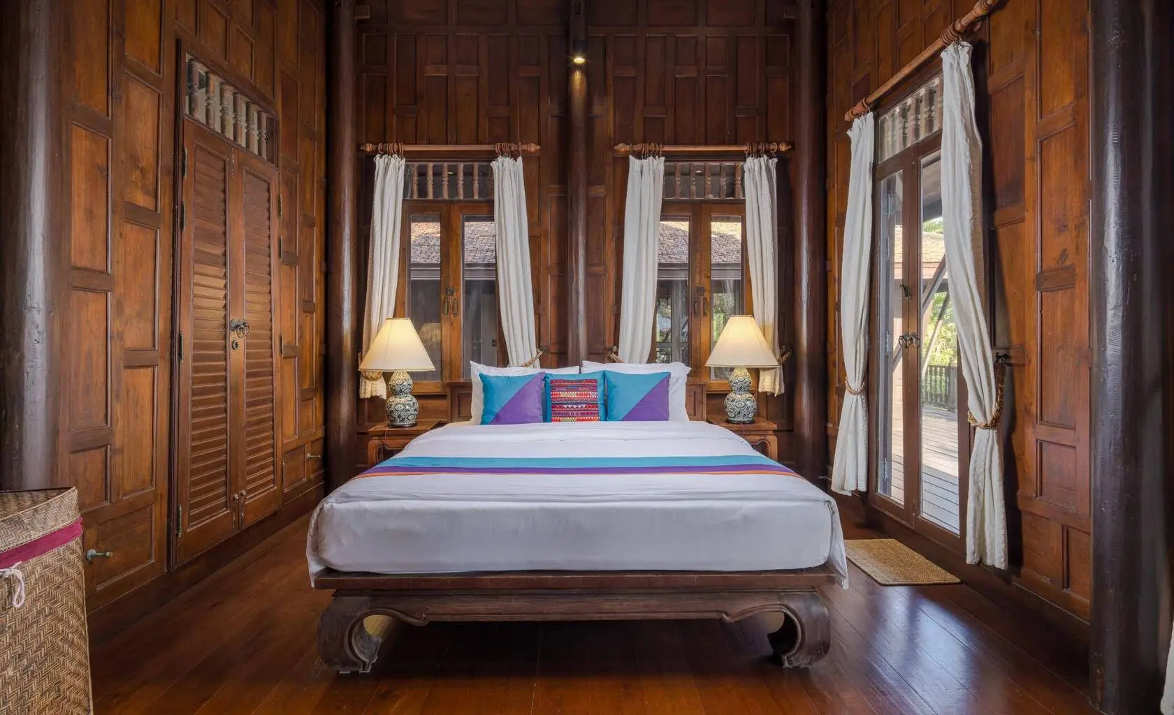 7-Bed 7.5-Bath Villa