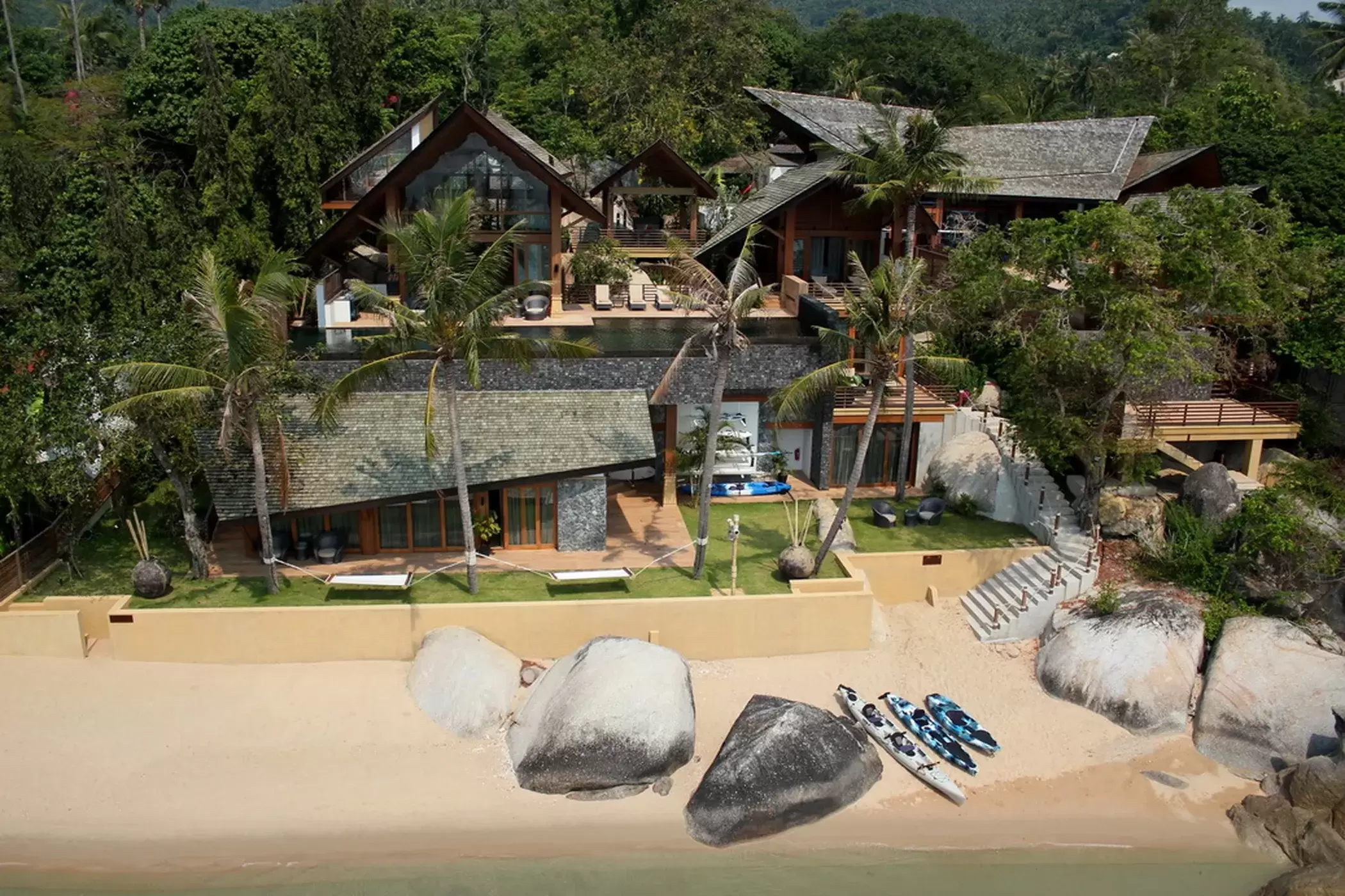 Hinta Hinyai Beach Villas
