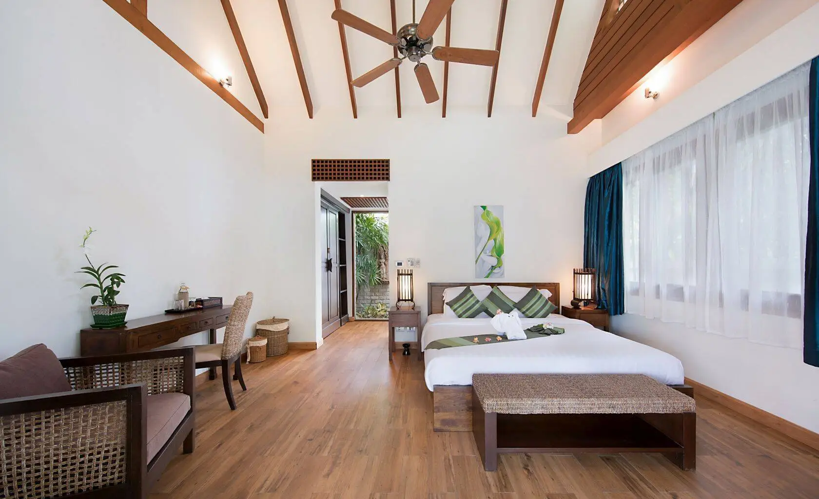 3-Bed 3.5-Bath Villa