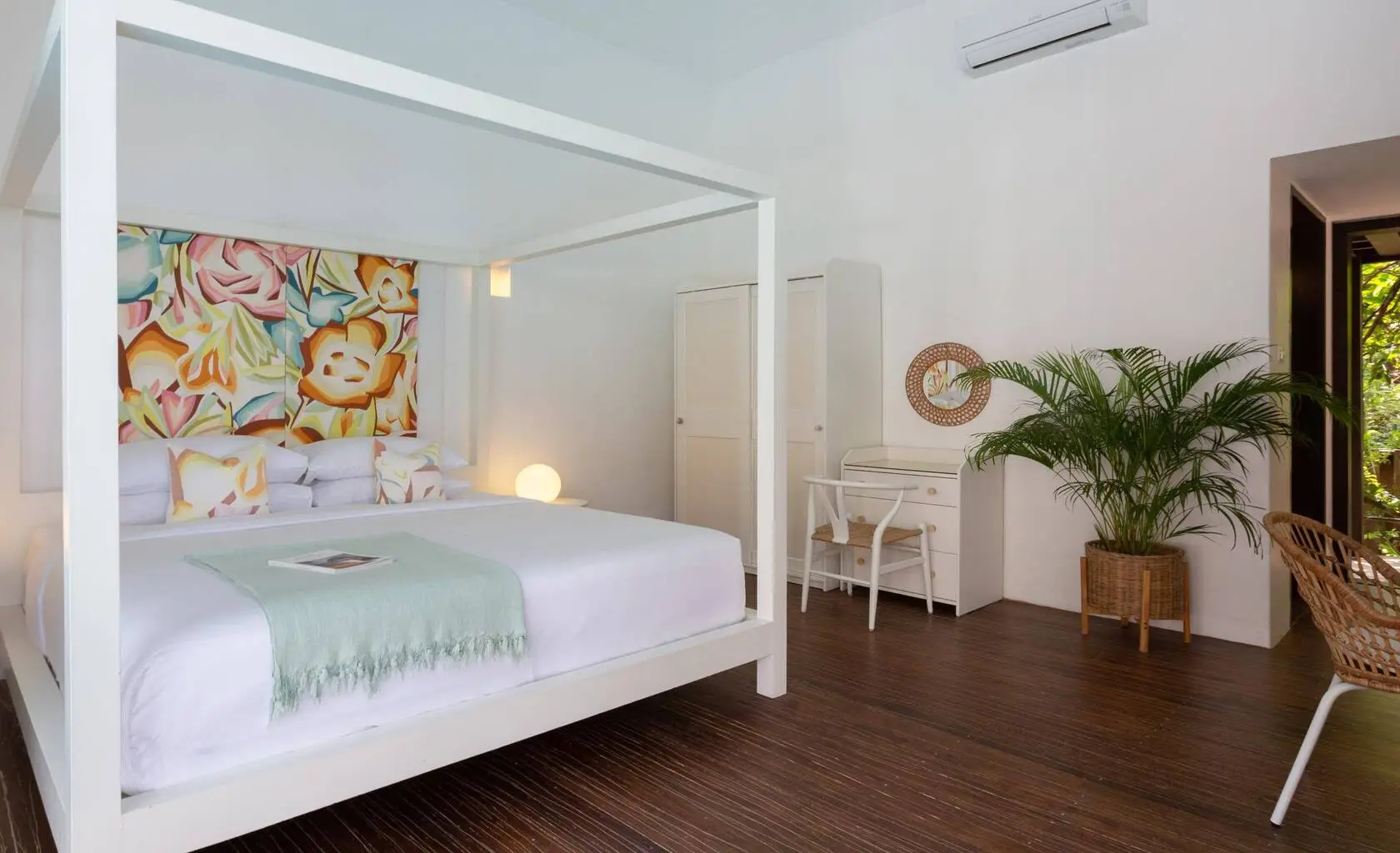 6-Bed 7-Bath Villa