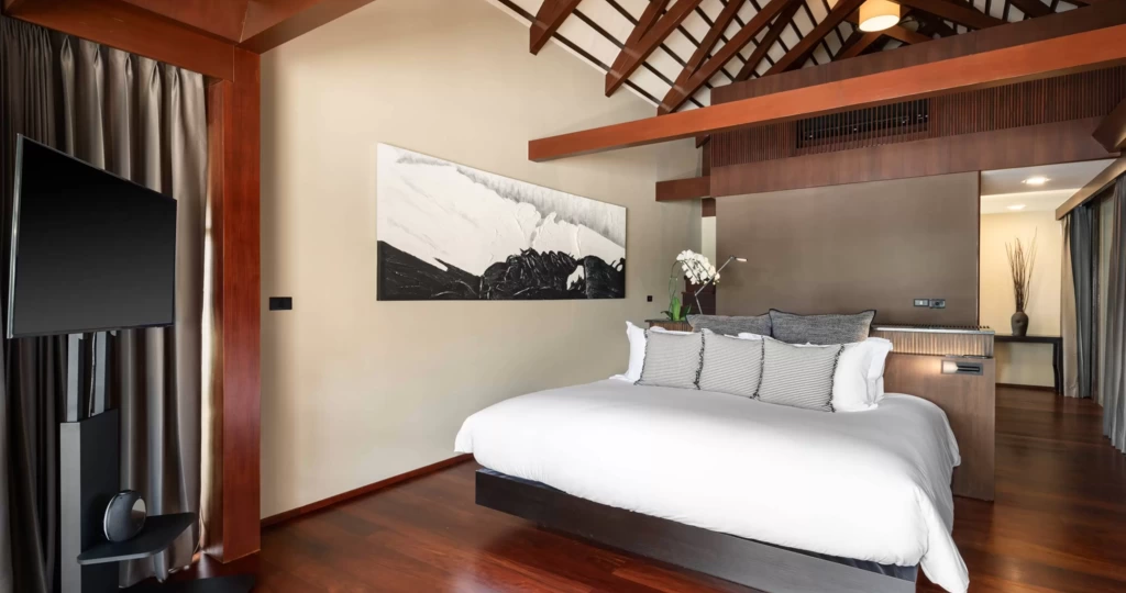 4-Bed 4-Bath Villa
